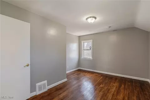 Bedroom - 3000 Brookview Blvd, Parma, OH 44134 photo 3 of 6