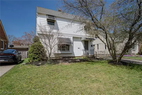 Exterior - 3000 Brookview Blvd, Parma, OH 44134 photo 2 of 6