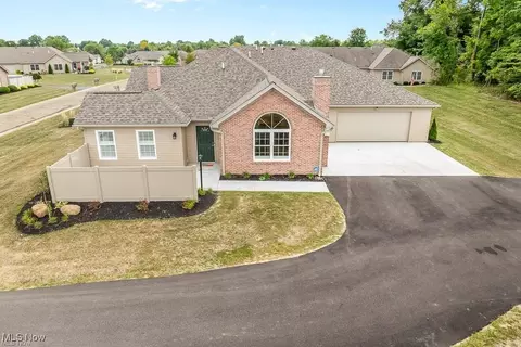 2631 Patriots Path, Alliance, OH 44601