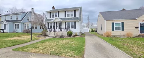 509 42nd St, Sandusky, OH 44870