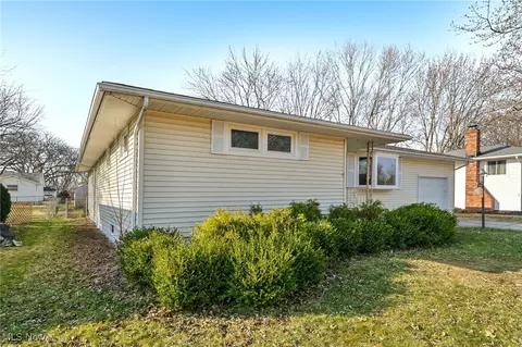 1923 W 36th St, Lorain, OH 44053