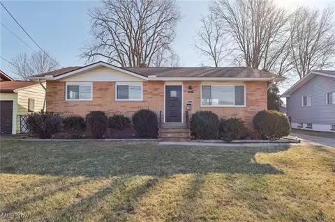 6071 Fry Rd, Brook Park, OH 44142