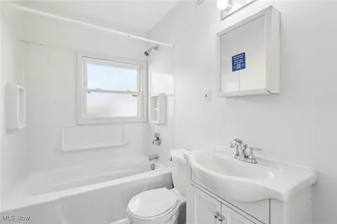 4000 Gregus Ave, Lorain, OH 44055 photo 7
