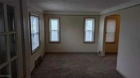 314 E 248th St, Euclid, OH 44123 photo 16