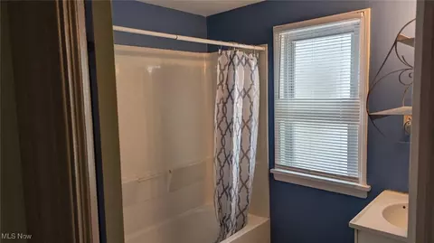 314 E 248th St, Euclid, OH 44123 photo 19