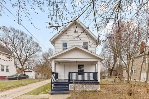 1122 Sherman, Akron, OH 44301