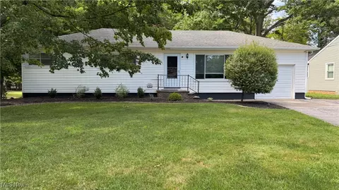 6335 Highland Rd, Highland Heights, OH 44143