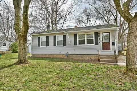 1715 Whinnery Rd, Salem, OH 44460