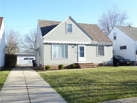 13521 Woodward Blvd, Cleveland, OH 44125