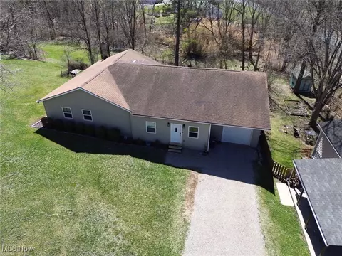 107 Hooper St, Athens, OH 45701 photo 3