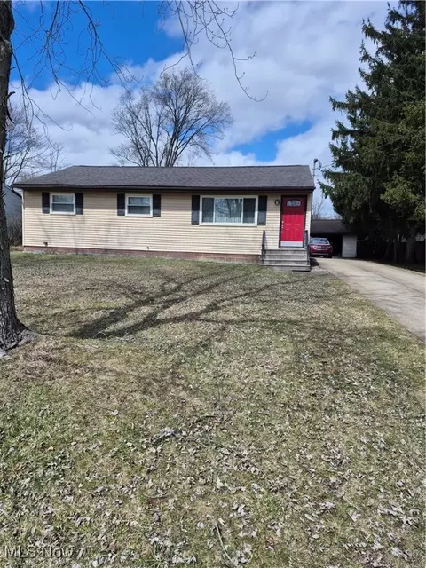 4103 Keller Hanna Dr, Brunswick, OH 44212