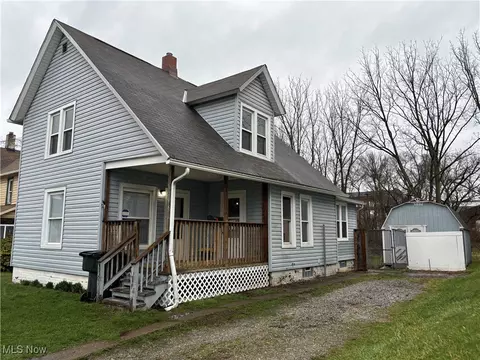 118 Rainbow St, Wadsworth, OH 44281