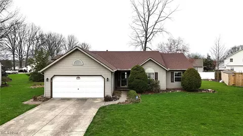 125 Driftwood Ct, Elyria, OH 44035