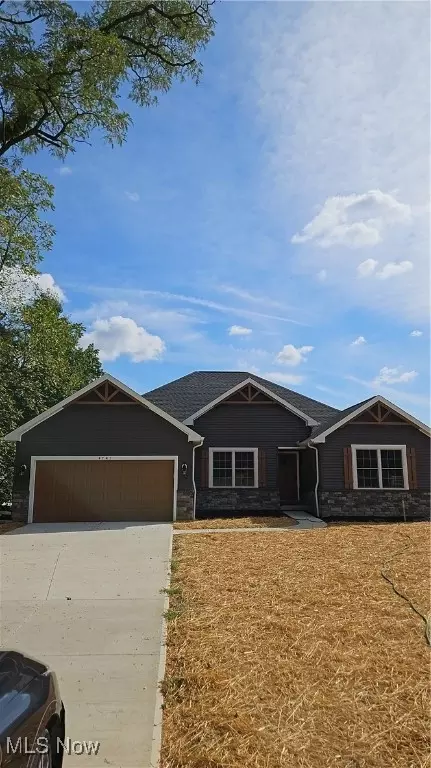 9741 State Rd, North Royalton, OH 44133