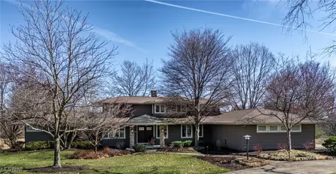3589 Briarwood Dr, Wooster, OH 44691