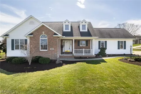 141 Countryview Ave, Dalton, OH 44618