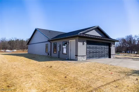2054 E Smithville Western Rd, Wooster, OH 44691