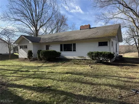 1796 Myersville Rd, Springfield, OH 44312