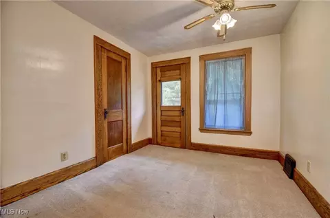 Bedroom - 6456 Dover Zoar Rd NE, Dover, OH 44622 photo 1 of 5
