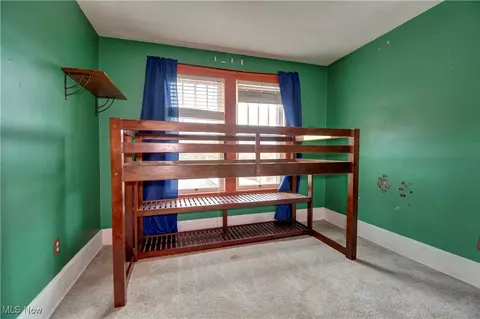 Bedroom - 6456 Dover Zoar Rd NE, Dover, OH 44622 photo 5 of 5