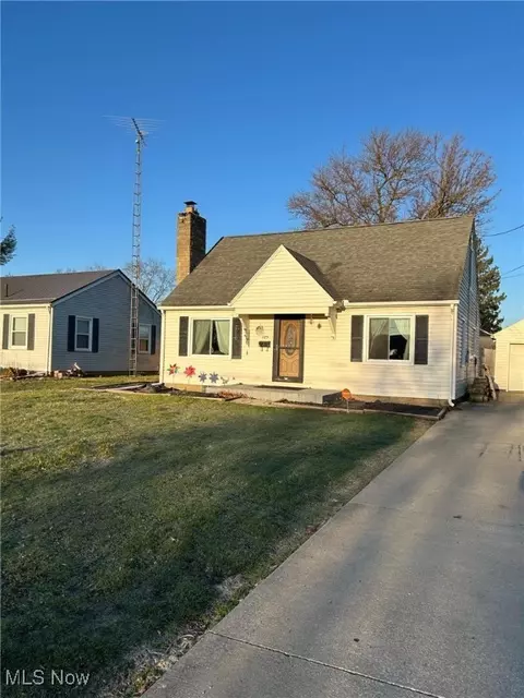 725 Terrace Ave NW, Canton, OH 44708