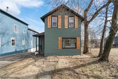 1629 2nd St, Cuyahoga Falls, OH 44221