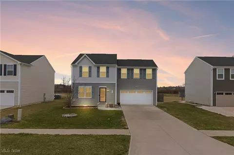 177 Fairfield Dr, Elyria, OH 44035