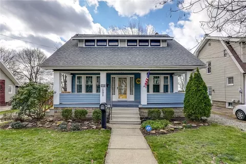 1592 Hillside Ter, Akron, OH 44305
