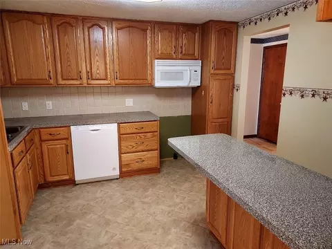 3475 Whitacre Ave SE, Minerva, OH 44657 photo 3