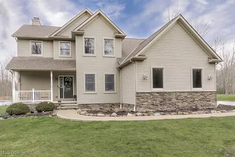 11651 Colburn Rd, Chardon, OH 44024