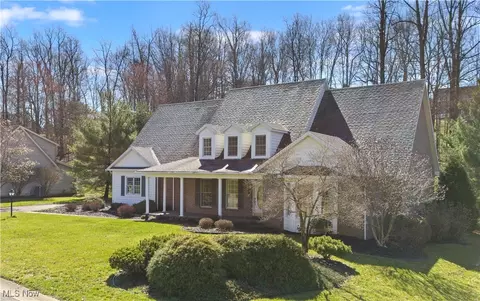 1404 55th St, Vienna, WV 26105 photo 3