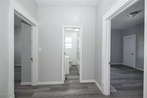 1267 Mount Vernon Ave, Akron, OH 44310 photo 14