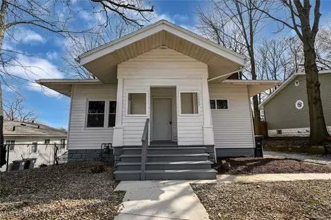 1267 Mount Vernon Ave, Akron, OH 44310 photo 2
