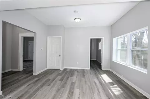 1267 Mount Vernon Ave, Akron, OH 44310 photo 13
