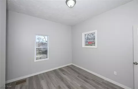 1267 Mount Vernon Ave, Akron, OH 44310 photo 27