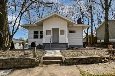 1267 Mount Vernon Ave, Akron, OH 44310