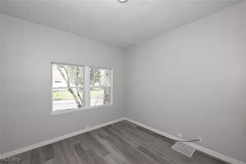 1267 Mount Vernon Ave, Akron, OH 44310 photo 16