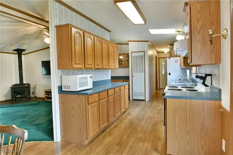 2872 Five Points Hartford Rd, Fowler, OH 44418 photo 15