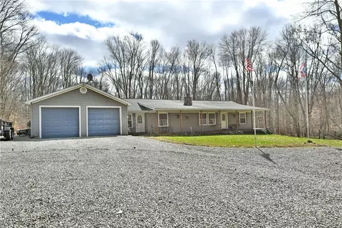 2872 Five Points Hartford Rd, Fowler, OH 44418 photo 2