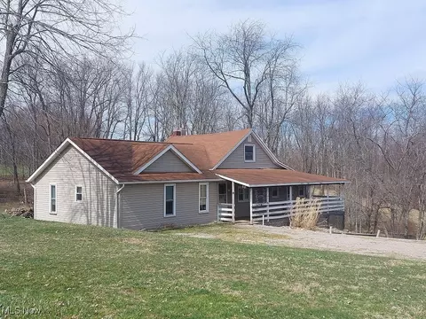 87478 Sinfield Road Rd, Hopedale, OH 43976