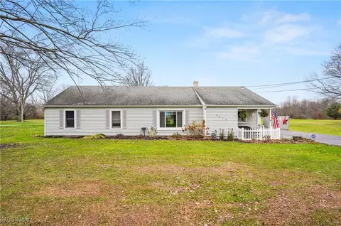 4219 Smith Stewart Rd, Vienna, OH 44473