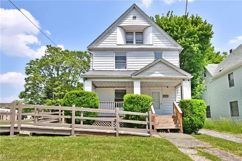 52 W Warren Ave, Youngstown, OH 44507
