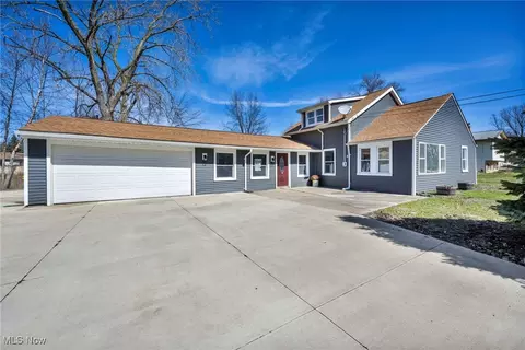 7129 Welland Dr, Mentor, OH 44060