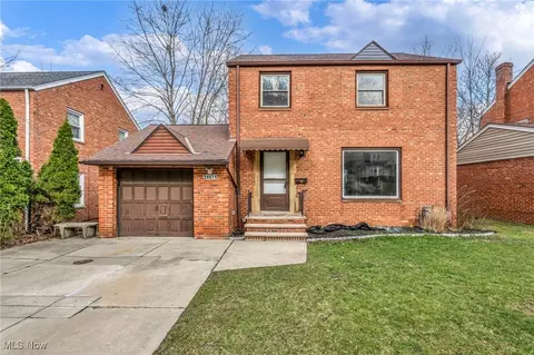 24571 Hawthorne Dr, Euclid, OH 44117