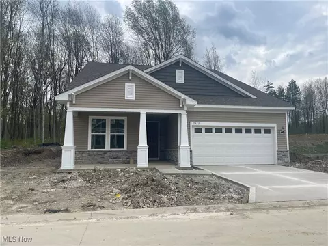 7977 Rogan Ln, Concord, OH 44077