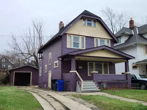 1095 E 146th St E, Cleveland, OH 44110