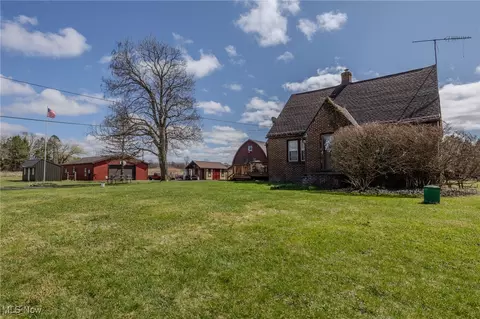 15491 Gar Hwy, Montville, OH 44064