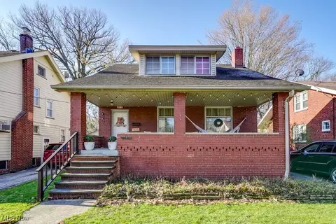 3828 Glenwood Rd, Cleveland Heights, OH 44121