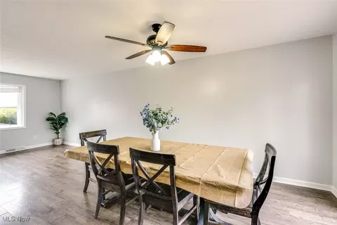 Dining - 644 University Ave, Elyria, OH 44035 photo 4 of 4