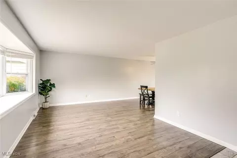 Living - 644 University Ave, Elyria, OH 44035 photo 1 of 8